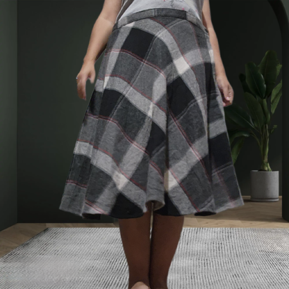 Vintage Black & White Plaid Long Skirt Sz 36 - Image 2